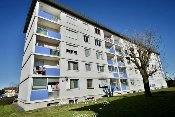Appartement 3 pièces avec Balcon à Vendre SAINT GAUDENS (31) Parking Aérien