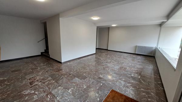 APT 5 PIECES PROCHE CENTRE VILLE ET SECTEUR ILOT DU TISON