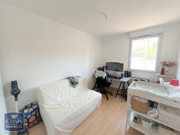 Maison à louer 4 pièces 82.59m² Caussade (82300)