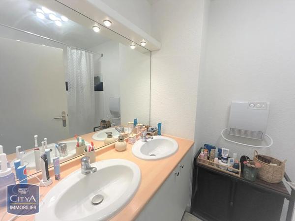 Maison à louer 4 pièces 82.59m² Caussade (82300)