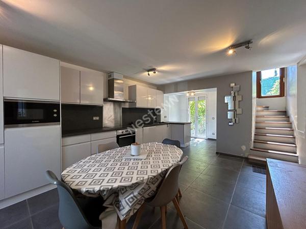 Maison de ville - Pontoise - 143.70m²