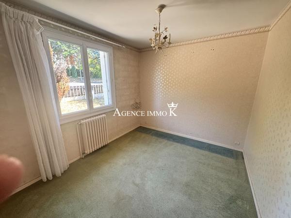 Maison Buxerolles T4 avec sous sol semi enterré. , Buxerolles