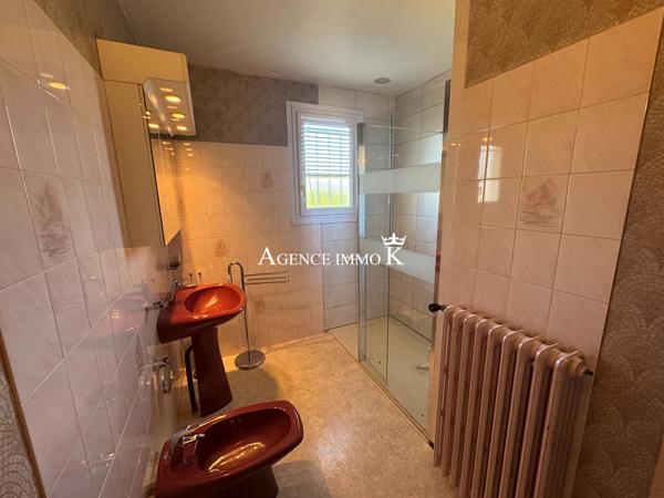 Maison Buxerolles T4 avec sous sol semi enterré. , Buxerolles
