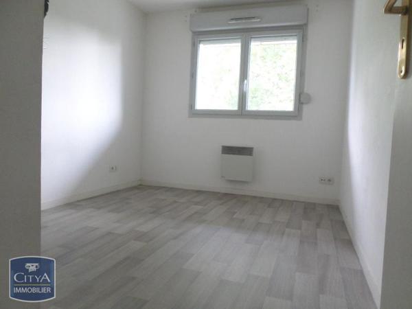 Appartement à louer 2 pièces 50.1m²
