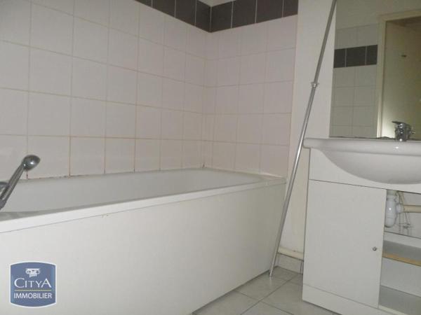 Appartement à louer 2 pièces 50.1m²