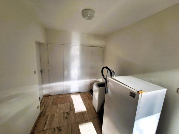 Maison à vendre proche d'Aire sur l'Adour, 202m², 7 chambres dont 1 suite parentale,2 garages et 1 hangar sur 3257m² de terrain arboré