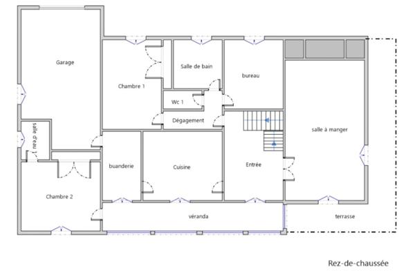 Maison à vendre proche d'Aire sur l'Adour, 202m², 7 chambres dont 1 suite parentale,2 garages et 1 hangar sur 3257m² de terrain arboré