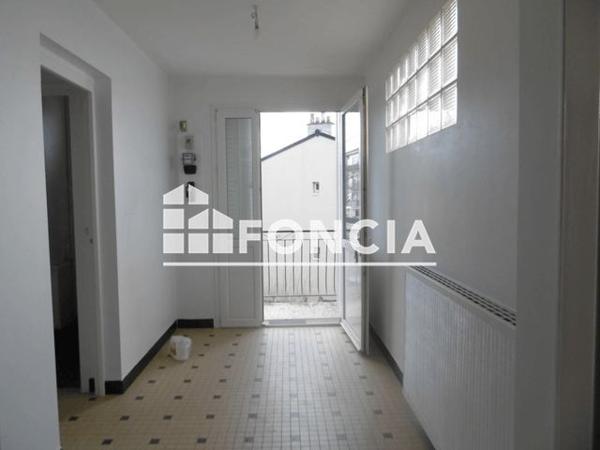 Location Appartement 2 pièces 55.62 m² - 2 RUE DES GRAVAUX La Fleche 72200