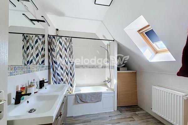 Maison à vendre 5 pièces de 100 m² à Jouy-le-Moutier