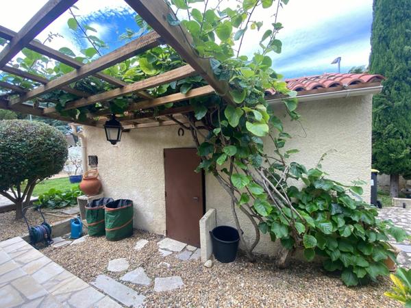 Maison à vendre    6 pièces • 147 m2 Lattes