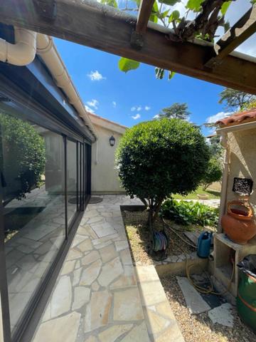 Maison à vendre    6 pièces • 147 m2 Lattes