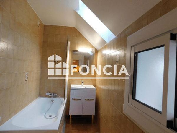 Location Studio 24.9 m² - 4 RUE DU FOIRAIL Lourdes 65100