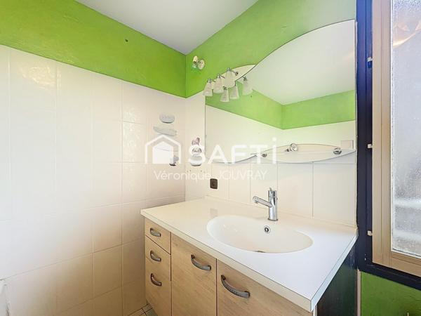 Charmante maison, mitoyenne à deux minutes de Cahors