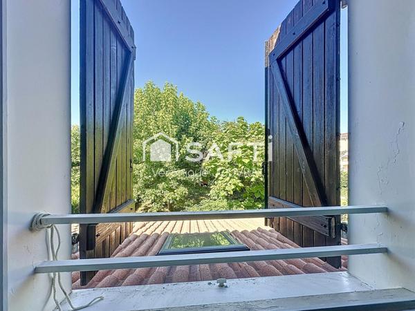 Charmante maison, mitoyenne à deux minutes de Cahors