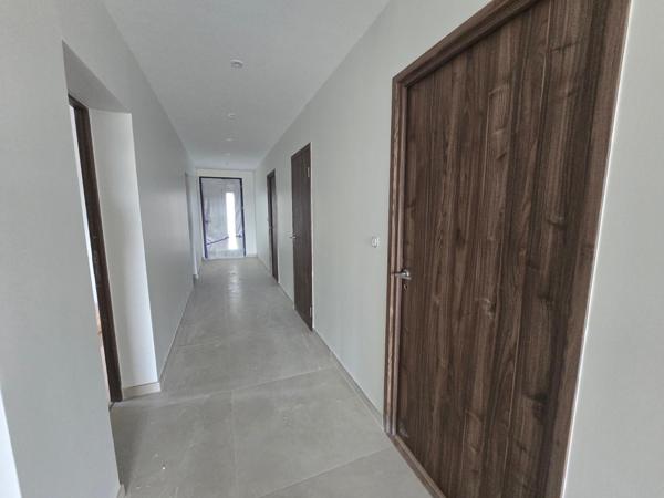 Maison  2026 de plain pied 3ch cuisine équipe