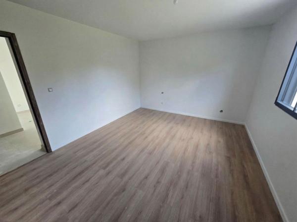 Maison  2026 de plain pied 3ch cuisine équipe