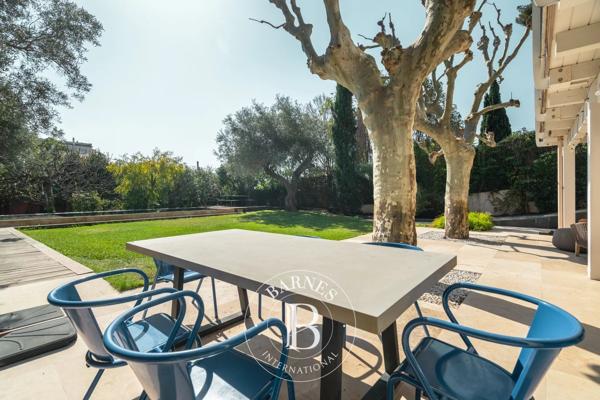 Marseille 7ème, Villa 5 Chambres -  290 m² à vendre