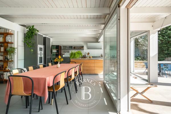 Marseille 7ème, Villa 5 Chambres -  290 m² à vendre