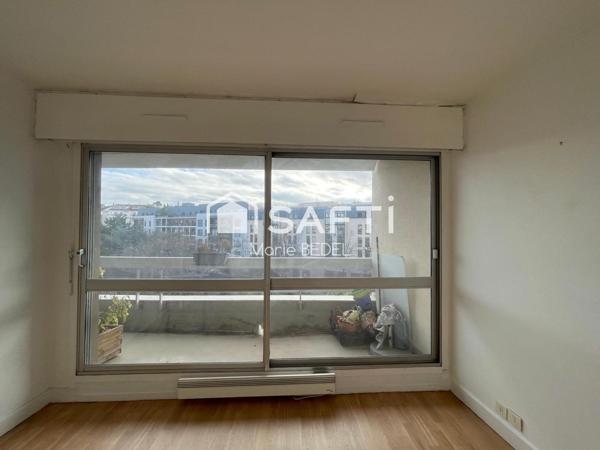 APPT 2 PIECES AVEC BALCON / CAVE ET BOX