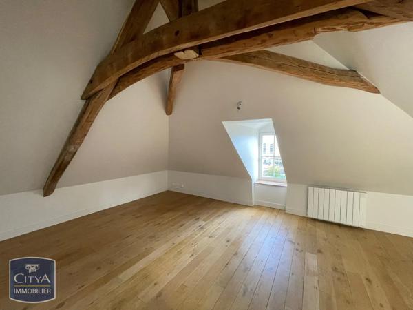 Appartement à louer 2 pièces 29.9m² Blois (41000)