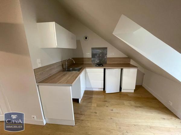 Appartement à louer 2 pièces 29.9m² Blois (41000)