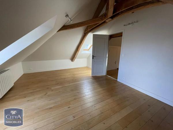 Appartement à louer 2 pièces 29.9m² Blois (41000)