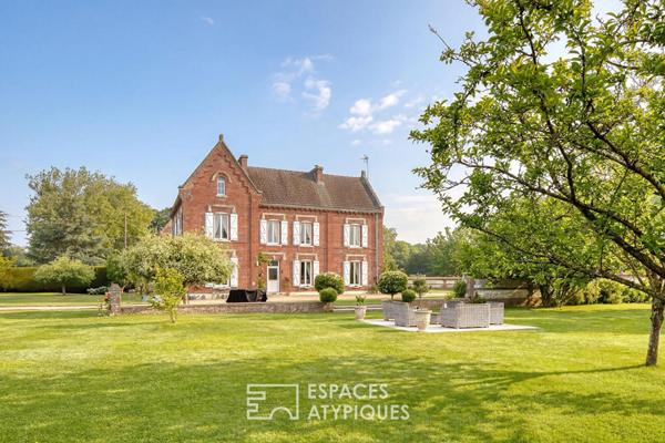 Maison de maître de 1860 dans un parc arboré