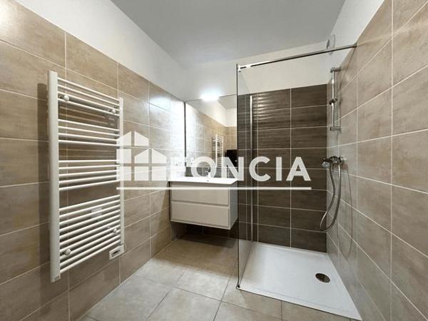 Location Appartement 3 pièces 60.61 m² - RESIDENCE EKLA Caluire Et Cuire 69300