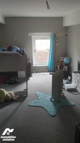 Une maison à usage d'habitation