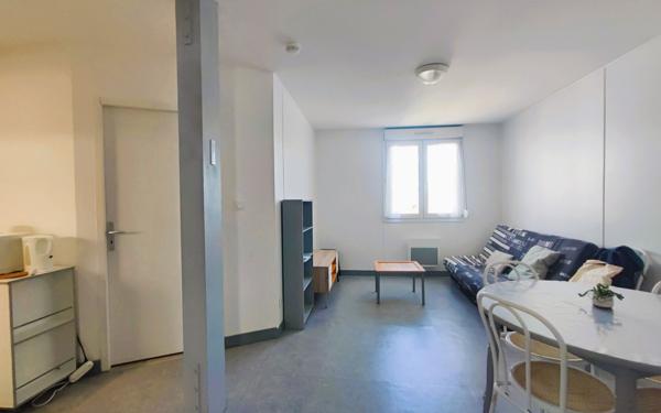 Appartement à vendre    3 pièces • 49,80 m2 La Rochelle