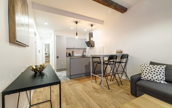 Appartement à vendre    1 pièce • 39,81 m2 Nice