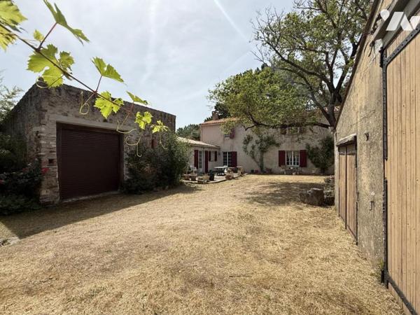 LE CHATEAU D OLONNE Domaine en Pierres