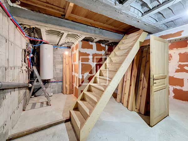 Chalet en fuste à Maison Méane — Le charme du bois face aux montagnes