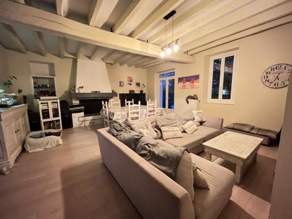 Maison à vendre |  Saint-Germain-du-Puy |  9 pièces | 160 m²