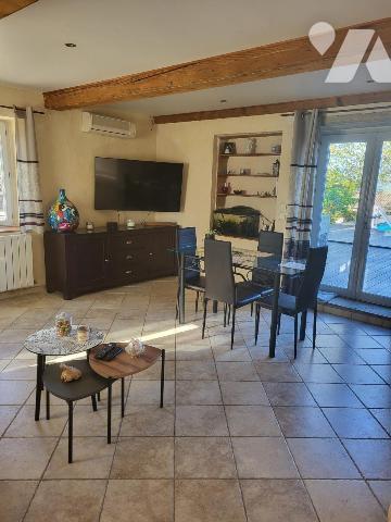 MONTANAY (69), maison ancienne rénovée 7 pièces 196m² habitable terrain 1360m²