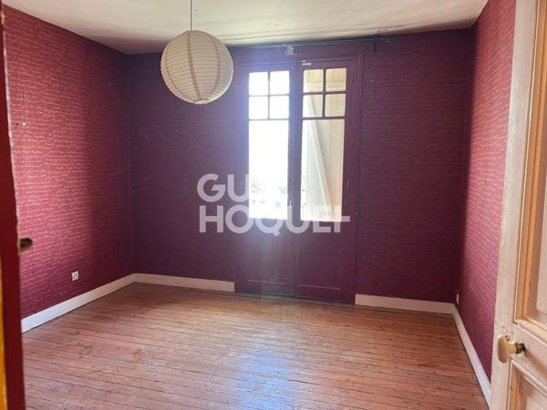 Maison années 20 à vendre à Compiègne - 6 pièces, 130 m², terrain 700 m²