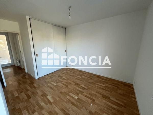 Location Appartement 2 pièces 43.7 m² - RESIDENCE L'YON D'OR La Roche Sur Yon 85000