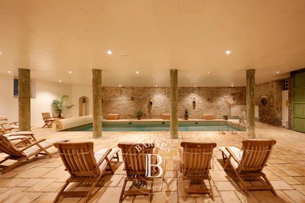 Carcassonne, Château 26 Chambres -  3 500 m² à vendre