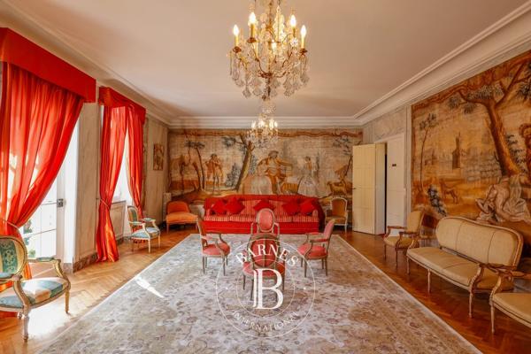 Carcassonne, Château 26 Chambres -  3 500 m² à vendre