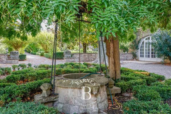 Carcassonne, Château 26 Chambres -  3 500 m² à vendre