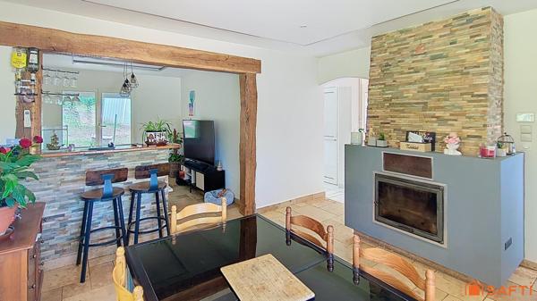 Maison de 85 m² rénovée, fonctionnelle et économe en énergie sur 1 440 m² de terrain