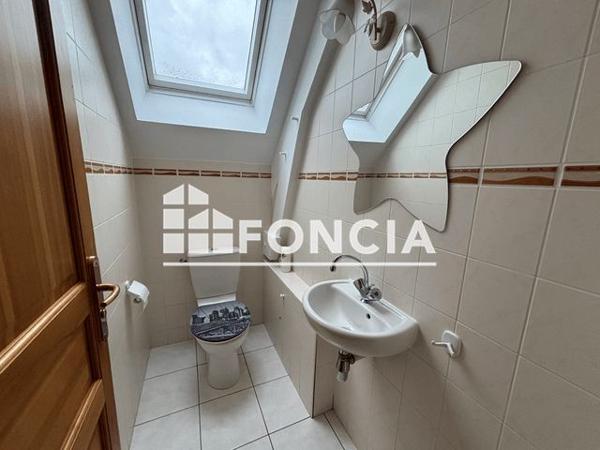 Location Maison 8 pièces 216 m² - 30 RUE DE VILLENEUVE Maurepas 78310