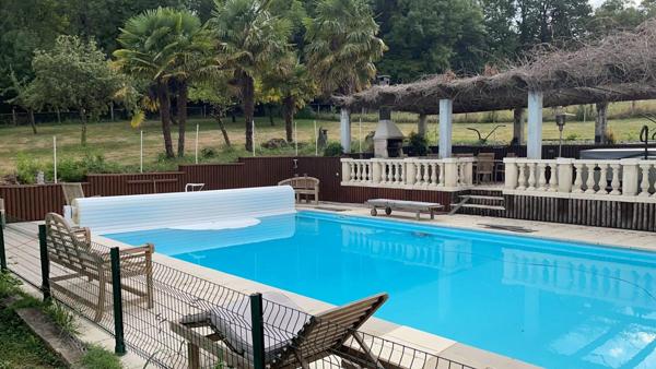 Vente Maison 15 pièces 480 m2 à Saint-Girons