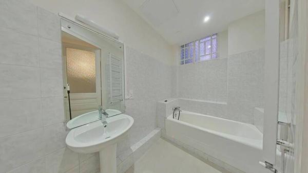 Appartement 3 pièces                                        - 42000 Saint-Étienne Réf : 9492