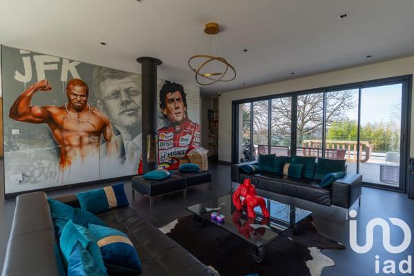 Maison à vendre 7 pièces 192 m² Saint-Cyr-sur-Loire