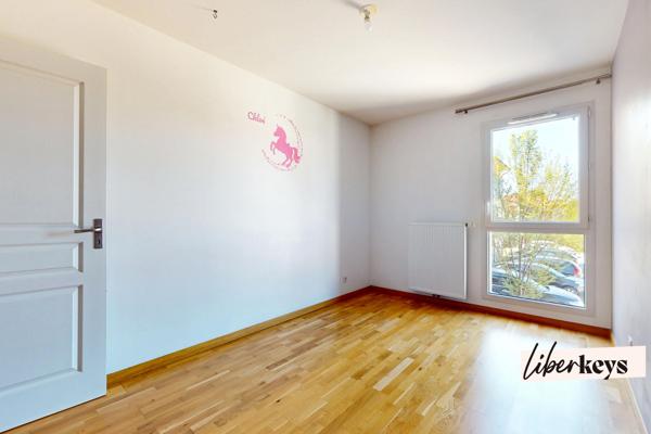 Très bel appartement T4 avec balcon et garage double - Au cœur d'Azieu à Genas