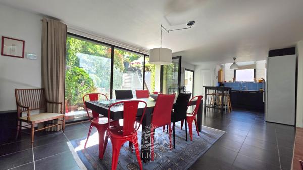 Grande Maison type Loft avec Garage proche bois