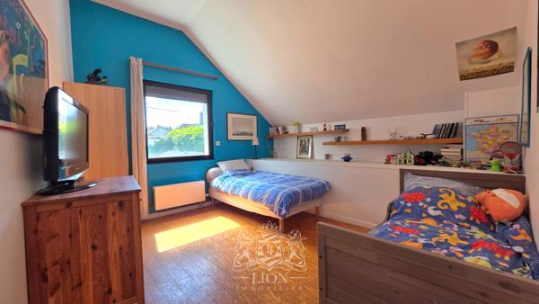 Grande Maison type Loft avec Garage proche bois