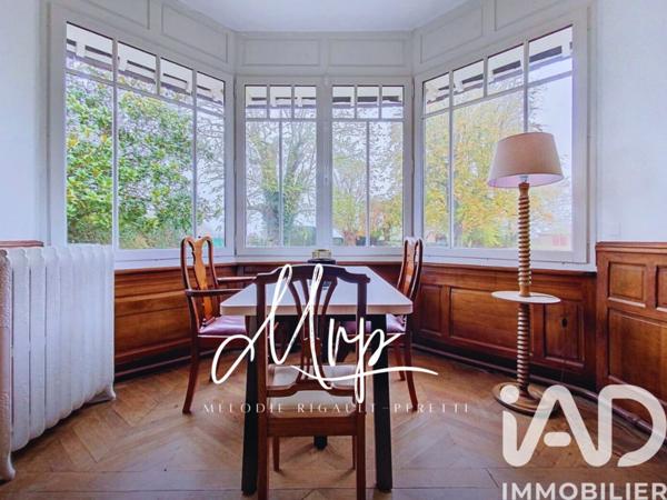 Maison à vendre 8 pièces 228 m² La Neuve-Lyre