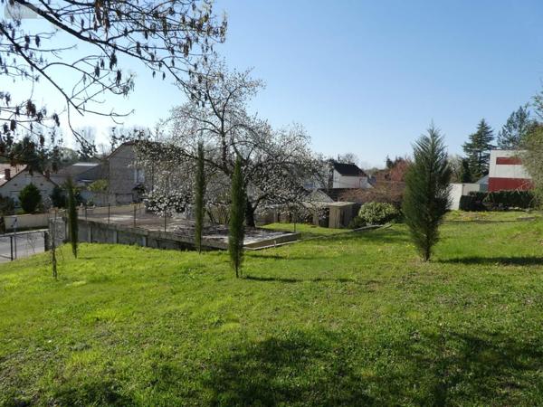 Maison à vendre à Amilly dans le Loiret (45200), ref : 065/1230